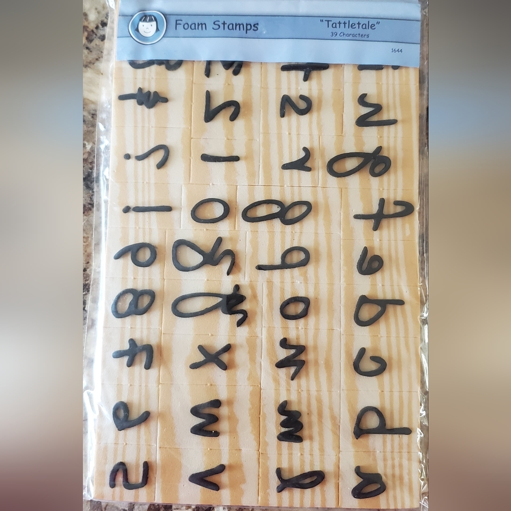 Li'l Davis Designs Alphabet "Tattletale" Foam Stamps